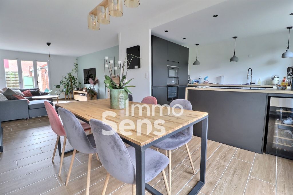Vente maison T5  Villeneuve-d'Ascq  Réf.VBVMA210006833