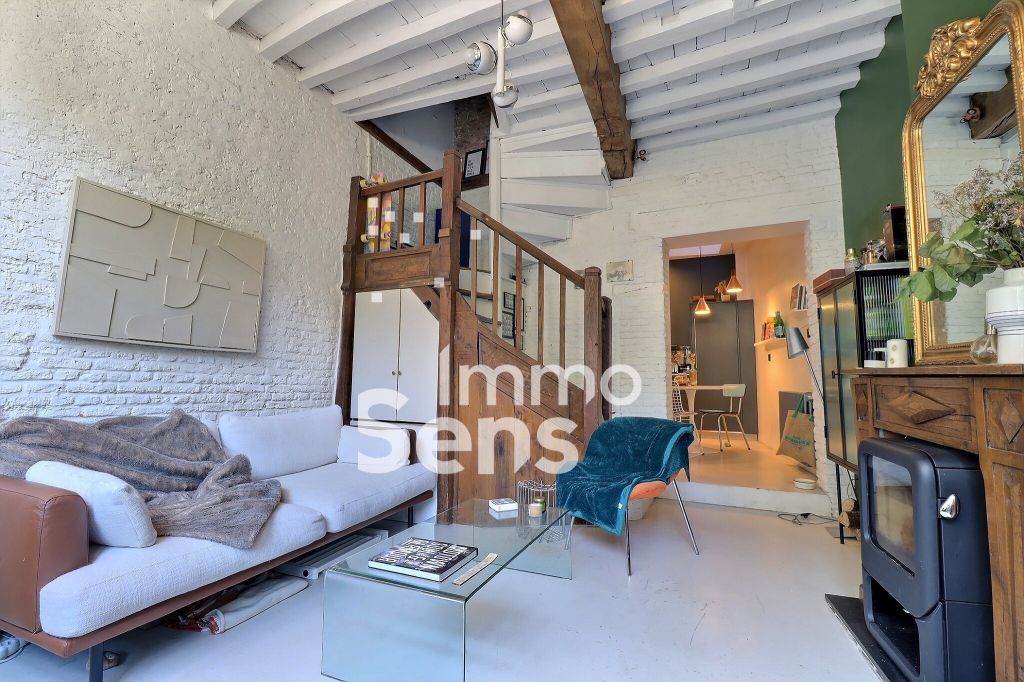 Vente maison T3  Lille VIEUX LILLE Réf.LMVMA240008415